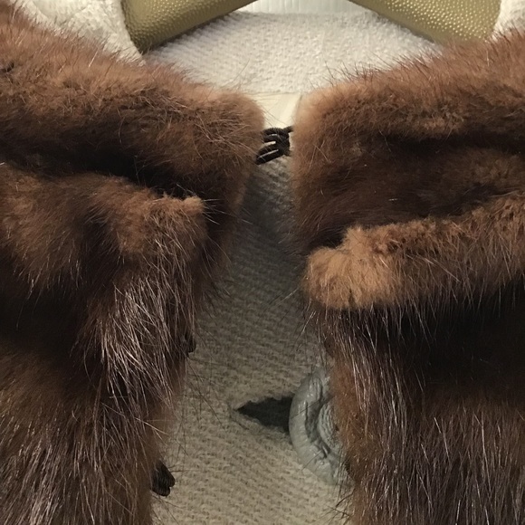 Vintage Jackets & Blazers - 🎉HP🎉 1960’s Genuine MINK Collar Coat LIKE NEW 💥